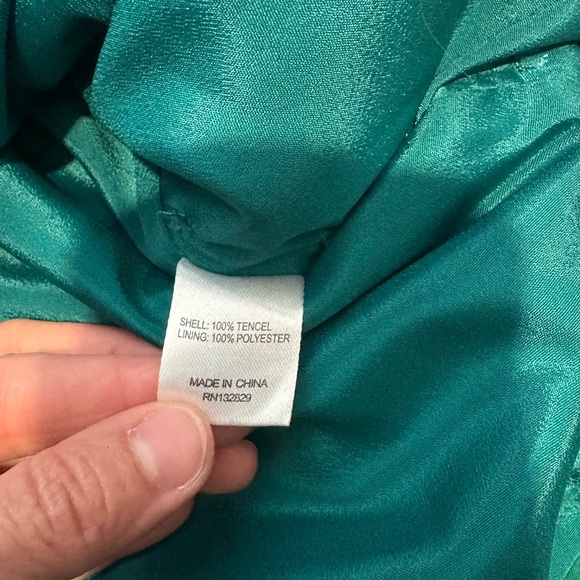 Lovers + Friends Green Mini Dress S Ruched Button Detail Slip Dress
A205 - Picture 9 of 9